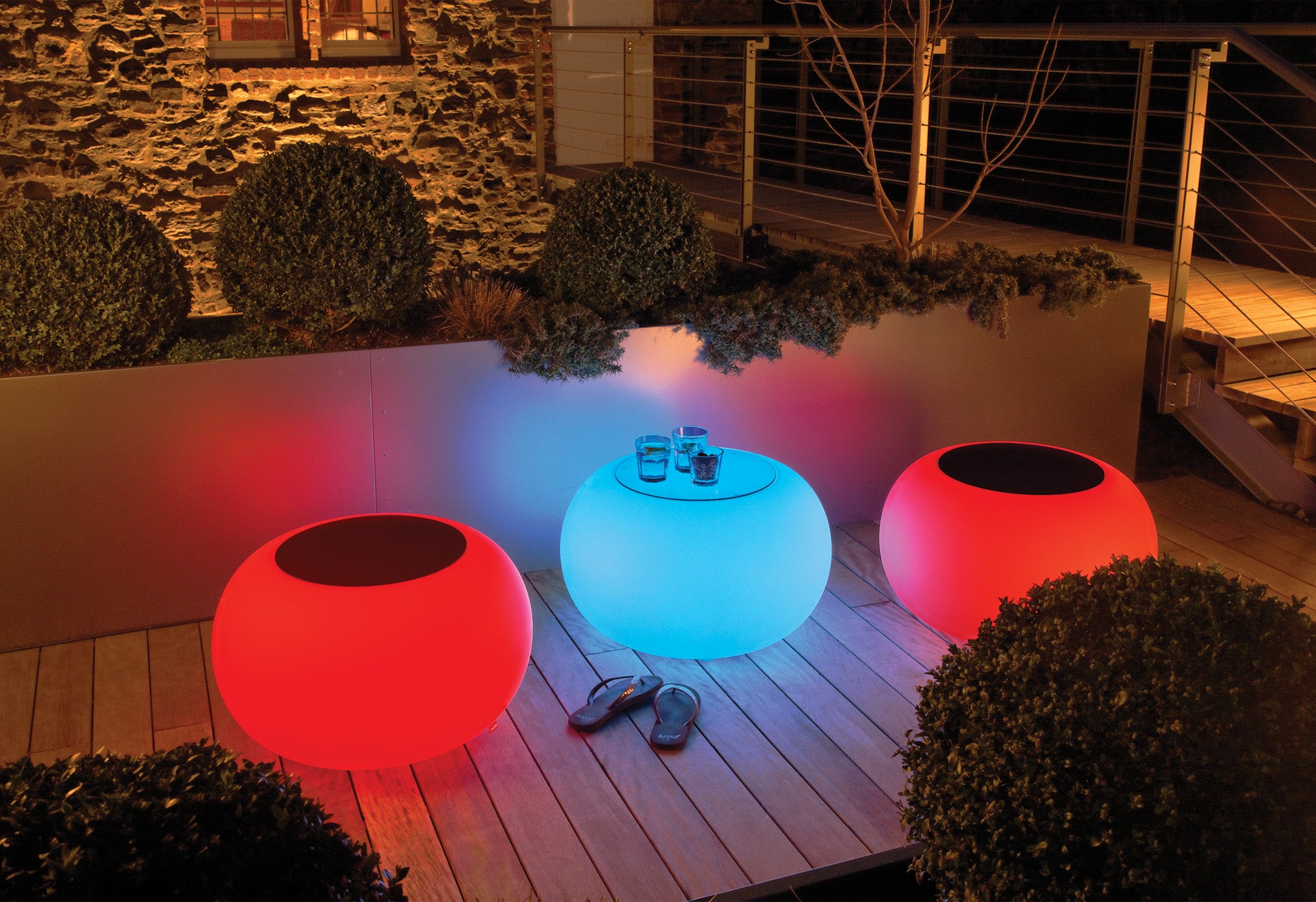 Bubble OUTDOOR LED beleuchteter Tisch