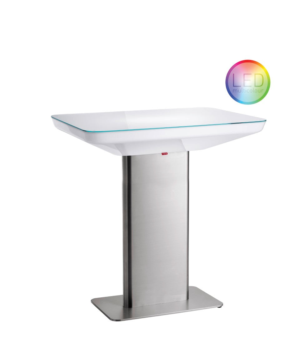 Studio 105 Outdoor LED beleuchteter Bartisch von Moree; rechteckiger Bartisch mit einem Korpus aus dem technischen Kunststoff ABS, PMMA glänzend beschichtet, weiß transluzent mit einer Glasplatte aus Sicherheitsglas, das Gestell ist aus Edelstahl mit rechteckigem Standfuß; LED-Einheit mit 9 Programmen und Fernbedienung.