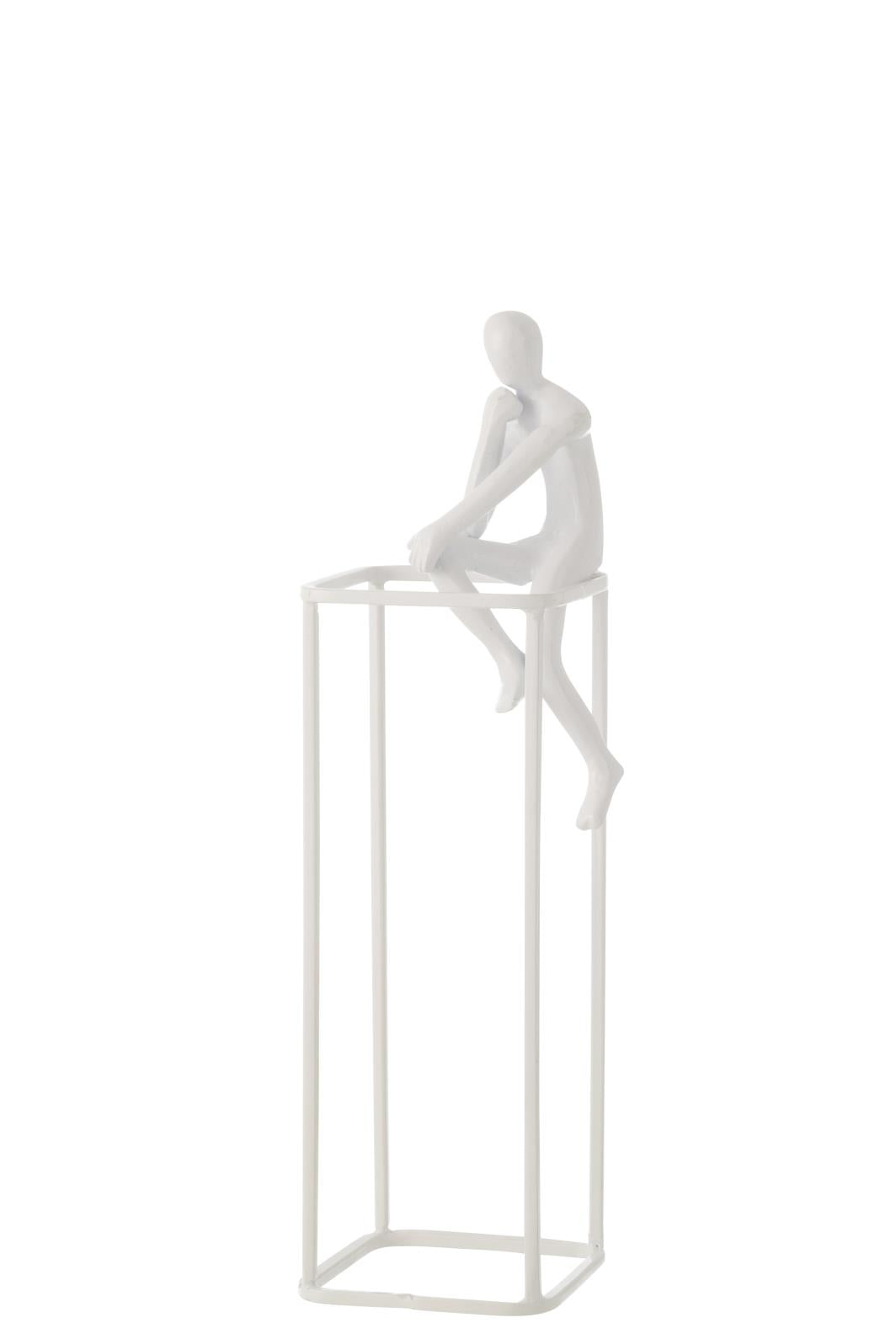 FIGUR DENKER AUF KUBUS ALUMINIUM WEISS