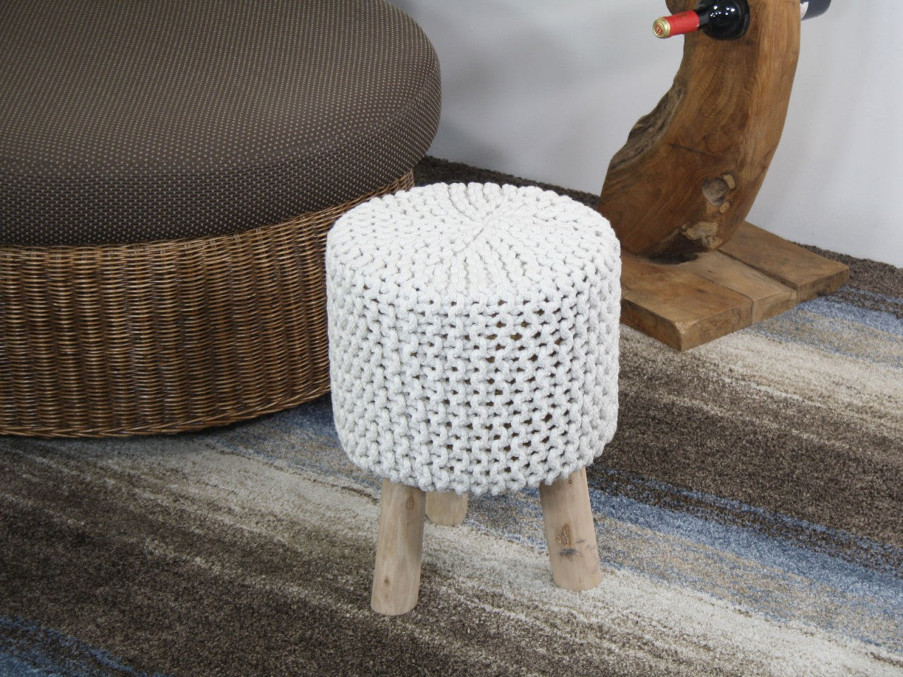 Sitzhocker Strick-Hocker Pouf Schemel mit Holzfüßen Ø 35 cm Höhe 45 cm